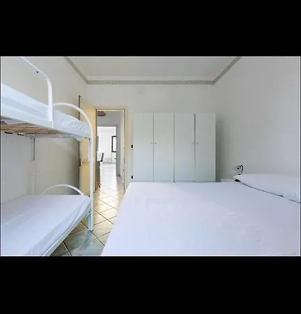 Luisa Villa Porto Cesareo
